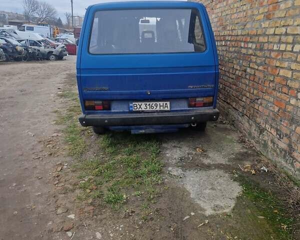 Синий Фольксваген Transporter, объемом двигателя 1.9 л и пробегом 300 тыс. км за 2200 $, фото 2 на Automoto.ua