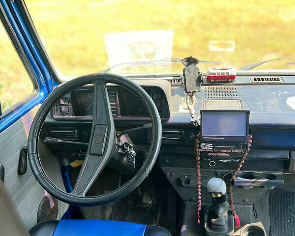 Синий Фольксваген Transporter, объемом двигателя 2 л и пробегом 300 тыс. км за 3950 $, фото 7 на Automoto.ua