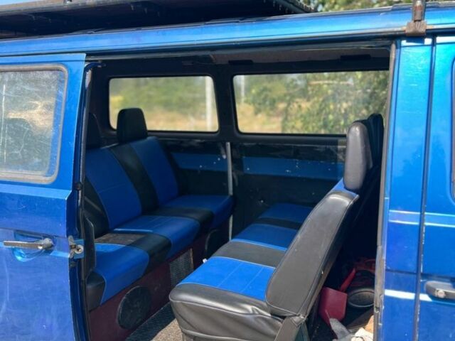 Синий Фольксваген Transporter, объемом двигателя 2.1 л и пробегом 3 тыс. км за 3950 $, фото 4 на Automoto.ua