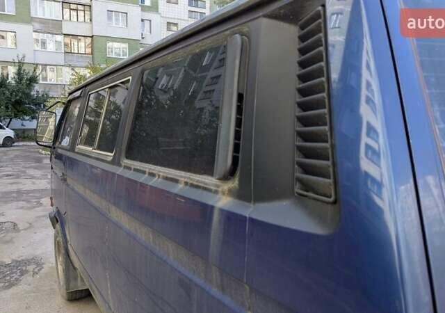 Синий Фольксваген Transporter, объемом двигателя 1.9 л и пробегом 230 тыс. км за 3200 $, фото 8 на Automoto.ua