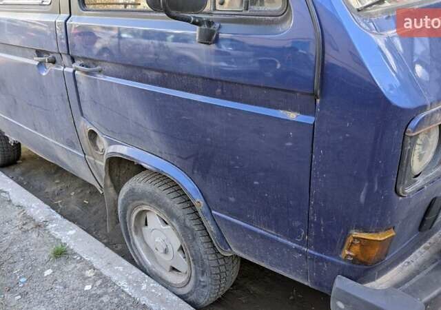 Синий Фольксваген Transporter, объемом двигателя 1.9 л и пробегом 230 тыс. км за 3200 $, фото 7 на Automoto.ua