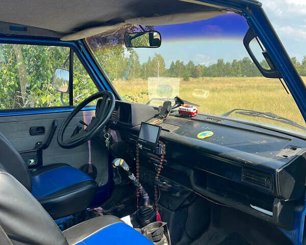 Синий Фольксваген Transporter, объемом двигателя 2 л и пробегом 300 тыс. км за 3950 $, фото 6 на Automoto.ua