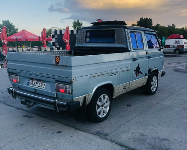 Синий Фольксваген Transporter, объемом двигателя 1.9 л и пробегом 10 тыс. км за 6000 $, фото 5 на Automoto.ua