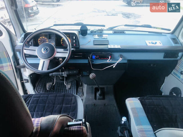 Синий Фольксваген Transporter, объемом двигателя 1.9 л и пробегом 10 тыс. км за 6000 $, фото 6 на Automoto.ua