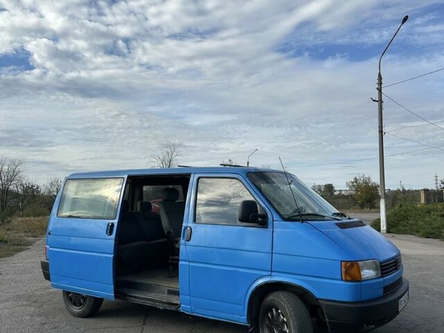 Синий Фольксваген Transporter, объемом двигателя 2.5 л и пробегом 360 тыс. км за 2999 $, фото 3 на Automoto.ua