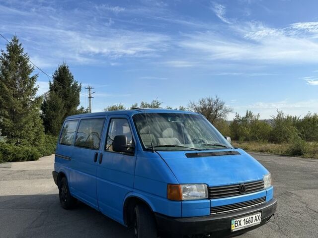 Синий Фольксваген Transporter, объемом двигателя 2.5 л и пробегом 360 тыс. км за 2999 $, фото 2 на Automoto.ua