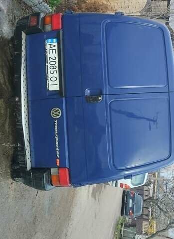 Синій Фольксваген Transporter, об'ємом двигуна 2.4 л та пробігом 383 тис. км за 4000 $, фото 8 на Automoto.ua