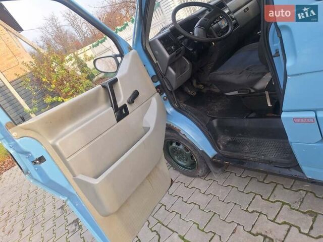 Синий Фольксваген Transporter, объемом двигателя 1.9 л и пробегом 347 тыс. км за 2100 $, фото 22 на Automoto.ua