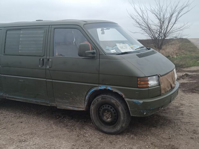 Синий Фольксваген Transporter, объемом двигателя 2.4 л и пробегом 392 тыс. км за 1600 $, фото 7 на Automoto.ua