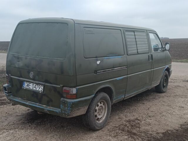 Синий Фольксваген Transporter, объемом двигателя 2.4 л и пробегом 392 тыс. км за 1600 $, фото 6 на Automoto.ua