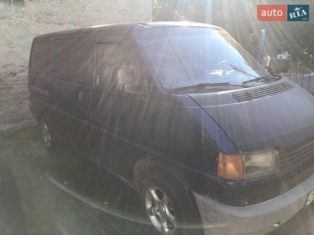 Синий Фольксваген Transporter, объемом двигателя 1.9 л и пробегом 500 тыс. км за 2900 $, фото 4 на Automoto.ua