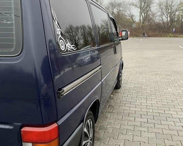 Синий Фольксваген Transporter, объемом двигателя 1.97 л и пробегом 574 тыс. км за 4900 $, фото 5 на Automoto.ua