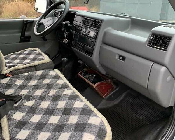 Синий Фольксваген Transporter, объемом двигателя 1.97 л и пробегом 574 тыс. км за 4900 $, фото 6 на Automoto.ua