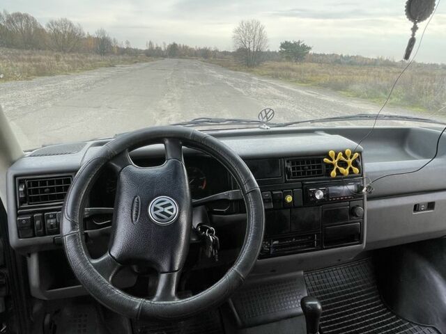 Синий Фольксваген Transporter, объемом двигателя 0 л и пробегом 377 тыс. км за 5250 $, фото 5 на Automoto.ua