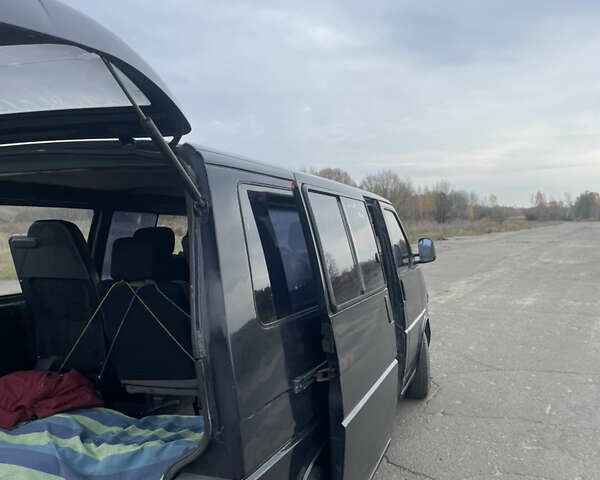Синій Фольксваген Transporter, об'ємом двигуна 1.9 л та пробігом 377 тис. км за 5300 $, фото 3 на Automoto.ua