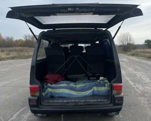 Синій Фольксваген Transporter, об'ємом двигуна 1.9 л та пробігом 377 тис. км за 5300 $, фото 2 на Automoto.ua