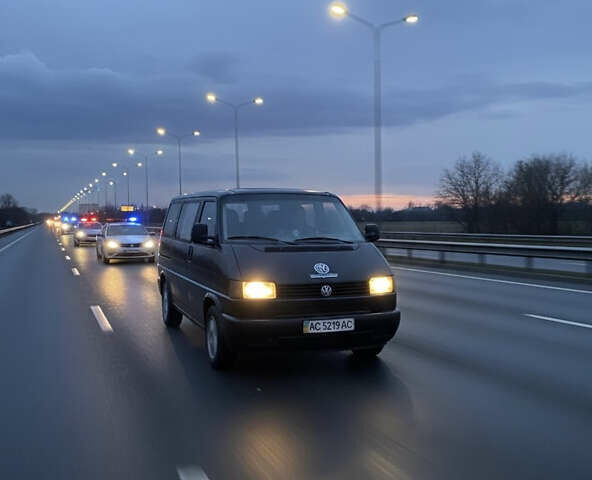 Синій Фольксваген Transporter, об'ємом двигуна 1.9 л та пробігом 377 тис. км за 5300 $, фото 1 на Automoto.ua