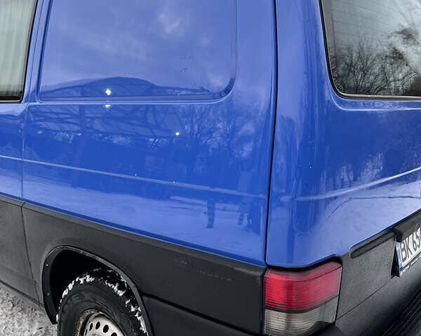 Синій Фольксваген Transporter, об'ємом двигуна 1.9 л та пробігом 287 тис. км за 5250 $, фото 13 на Automoto.ua