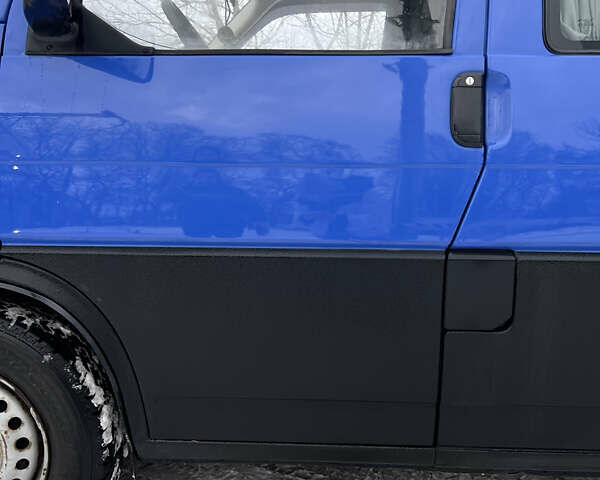 Синій Фольксваген Transporter, об'ємом двигуна 1.9 л та пробігом 287 тис. км за 5250 $, фото 15 на Automoto.ua