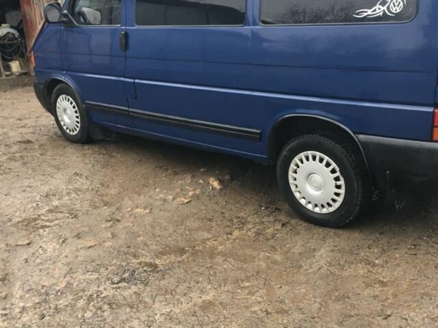 Синий Фольксваген Transporter, объемом двигателя 2.5 л и пробегом 1000 тыс. км за 5800 $, фото 1 на Automoto.ua