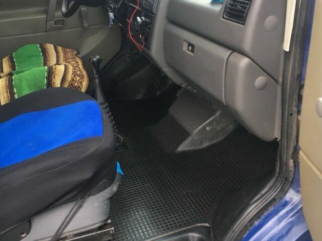 Синий Фольксваген Transporter, объемом двигателя 2.5 л и пробегом 1000 тыс. км за 5800 $, фото 7 на Automoto.ua