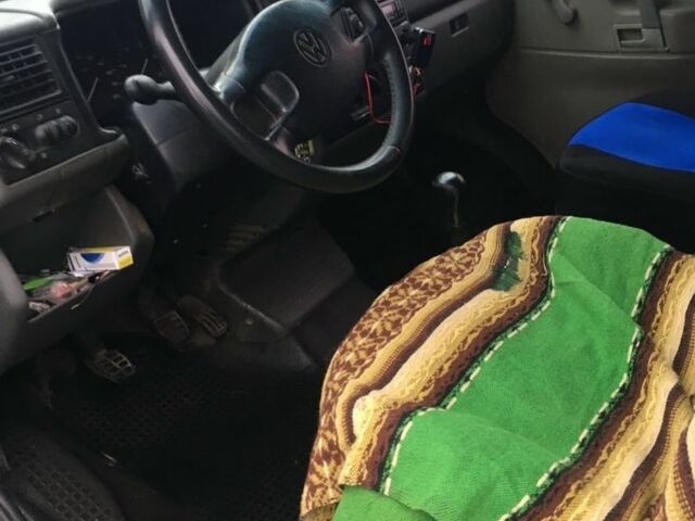 Синий Фольксваген Transporter, объемом двигателя 2.5 л и пробегом 1000 тыс. км за 5800 $, фото 11 на Automoto.ua