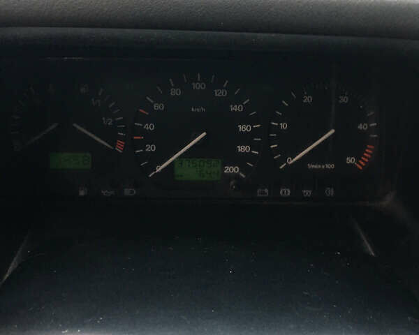 Синий Фольксваген Transporter, объемом двигателя 2.46 л и пробегом 375 тыс. км за 5200 $, фото 12 на Automoto.ua