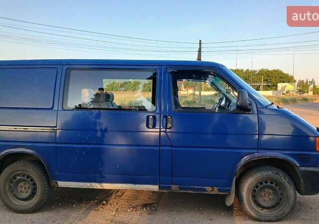 Синій Фольксваген Transporter, об'ємом двигуна 2.46 л та пробігом 473 тис. км за 4800 $, фото 2 на Automoto.ua