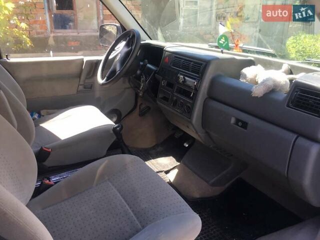 Синій Фольксваген Transporter, об'ємом двигуна 1.9 л та пробігом 327 тис. км за 6200 $, фото 6 на Automoto.ua