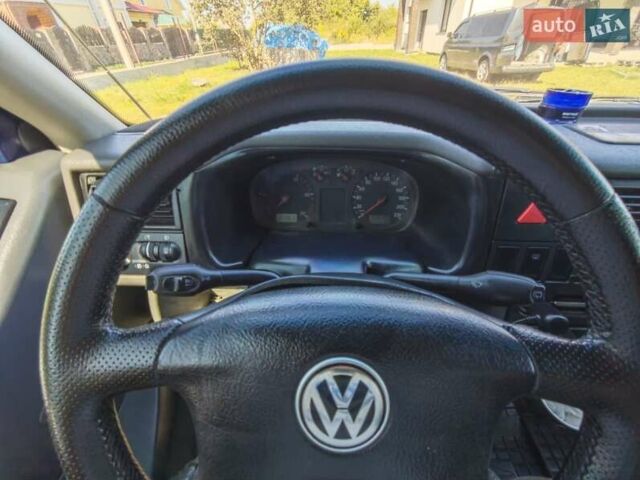 Синій Фольксваген Transporter, об'ємом двигуна 2.5 л та пробігом 453 тис. км за 6500 $, фото 1 на Automoto.ua