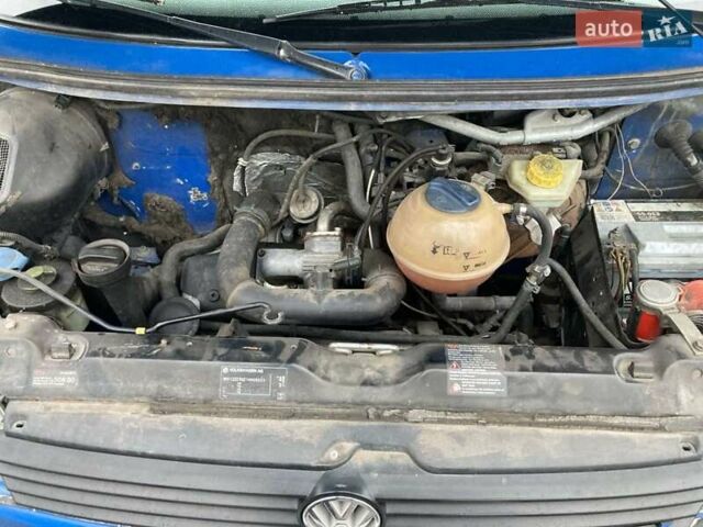 Синий Фольксваген Transporter, объемом двигателя 2.5 л и пробегом 453 тыс. км за 5950 $, фото 10 на Automoto.ua