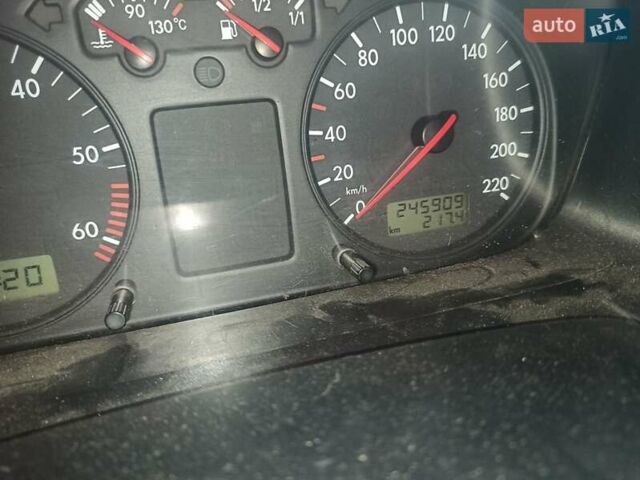 Синий Фольксваген Transporter, объемом двигателя 2.5 л и пробегом 245 тыс. км за 5500 $, фото 1 на Automoto.ua