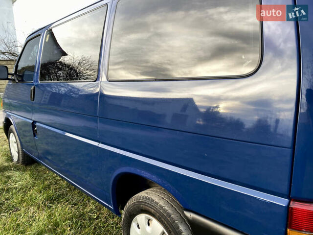Синій Фольксваген Transporter, об'ємом двигуна 2.5 л та пробігом 290 тис. км за 5999 $, фото 26 на Automoto.ua
