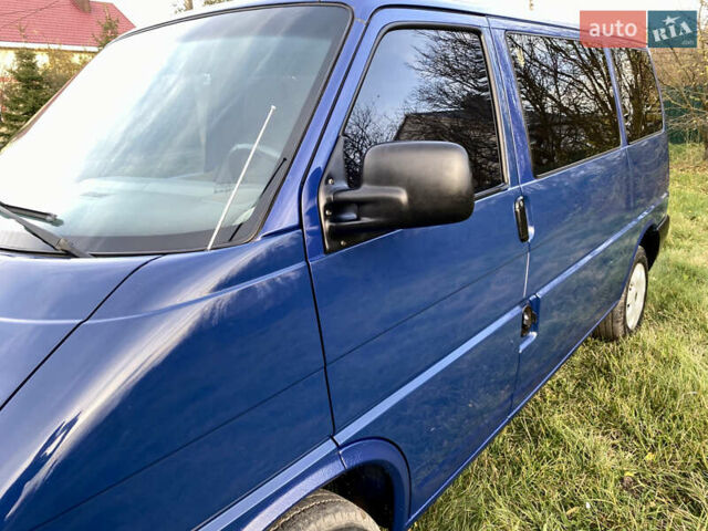 Синій Фольксваген Transporter, об'ємом двигуна 2.5 л та пробігом 290 тис. км за 5999 $, фото 16 на Automoto.ua