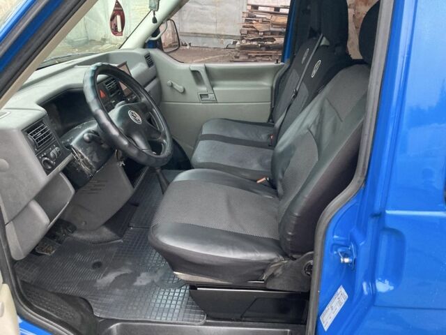 Синій Фольксваген Transporter, об'ємом двигуна 2.5 л та пробігом 452 тис. км за 5950 $, фото 14 на Automoto.ua
