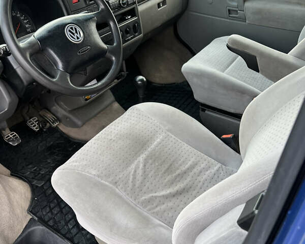 Синій Фольксваген Transporter, об'ємом двигуна 2.5 л та пробігом 450 тис. км за 7000 $, фото 9 на Automoto.ua