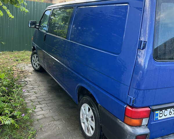 Синій Фольксваген Transporter, об'ємом двигуна 2.5 л та пробігом 450 тис. км за 7000 $, фото 4 на Automoto.ua