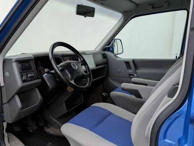 Синий Фольксваген Transporter, объемом двигателя 2.5 л и пробегом 320 тыс. км за 2550 $, фото 7 на Automoto.ua