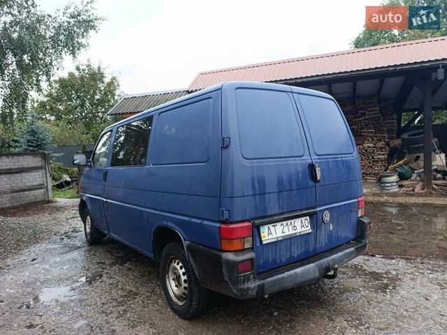 Синий Фольксваген Transporter, объемом двигателя 2.5 л и пробегом 353 тыс. км за 4850 $, фото 2 на Automoto.ua