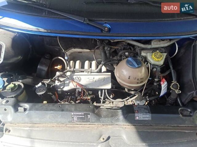 Синий Фольксваген Transporter, объемом двигателя 2.5 л и пробегом 245 тыс. км за 5500 $, фото 6 на Automoto.ua