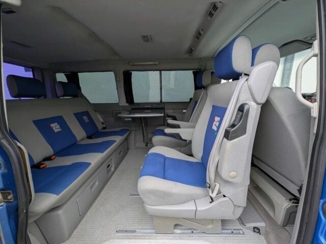 Синий Фольксваген Transporter, объемом двигателя 2.5 л и пробегом 320 тыс. км за 2550 $, фото 6 на Automoto.ua