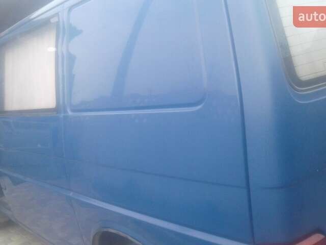 Синій Фольксваген Transporter, об'ємом двигуна 0 л та пробігом 580 тис. км за 5650 $, фото 13 на Automoto.ua