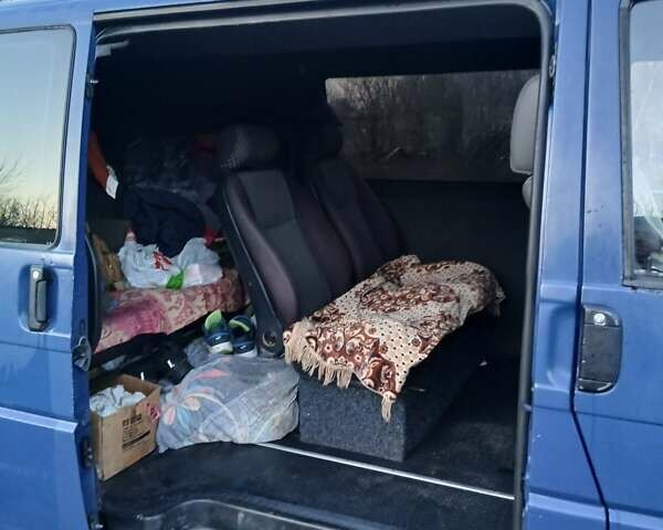 Синий Фольксваген Transporter, объемом двигателя 2.46 л и пробегом 650 тыс. км за 6000 $, фото 7 на Automoto.ua