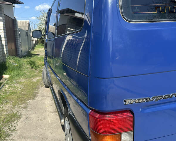 Синий Фольксваген Transporter, объемом двигателя 0 л и пробегом 283 тыс. км за 6500 $, фото 4 на Automoto.ua