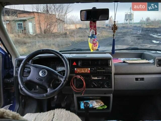 Синий Фольксваген Transporter, объемом двигателя 2.46 л и пробегом 650 тыс. км за 6000 $, фото 10 на Automoto.ua