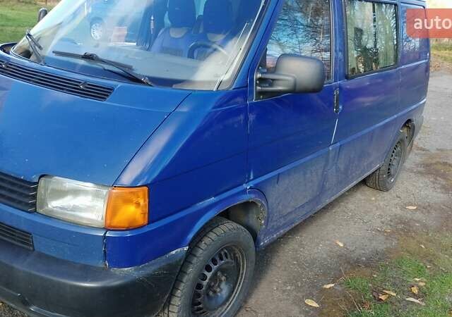 Синий Фольксваген Transporter, объемом двигателя 1.9 л и пробегом 440 тыс. км за 4500 $, фото 2 на Automoto.ua