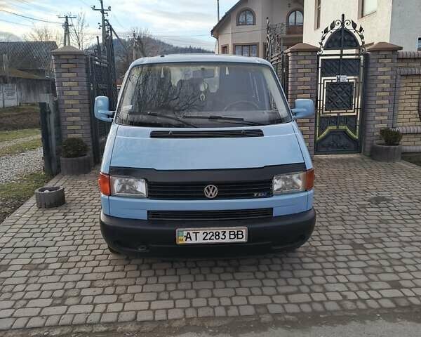 Синій Фольксваген Transporter, об'ємом двигуна 2.46 л та пробігом 492 тис. км за 6600 $, фото 3 на Automoto.ua