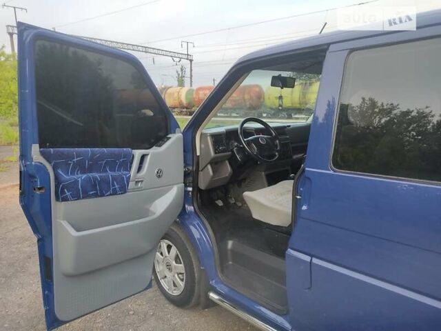 Синій Фольксваген Transporter, об'ємом двигуна 2.5 л та пробігом 337 тис. км за 7350 $, фото 12 на Automoto.ua