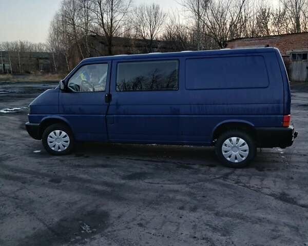 Синий Фольксваген Transporter, объемом двигателя 2.46 л и пробегом 650 тыс. км за 6000 $, фото 5 на Automoto.ua