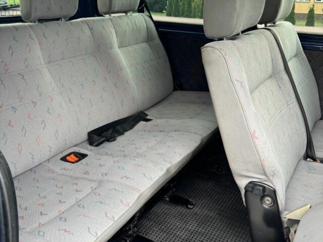 Синий Фольксваген Transporter, объемом двигателя 2.5 л и пробегом 246 тыс. км за 2900 $, фото 6 на Automoto.ua